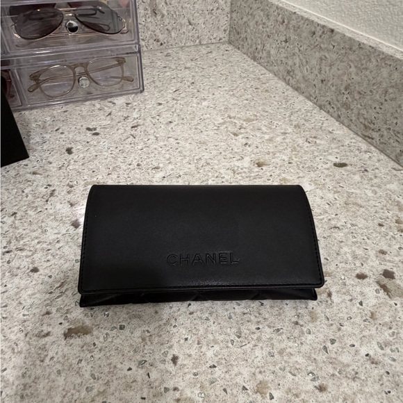 CHANEL Oversized Square Sunglasses in Dark Brown with Gradient Lenses main image 9